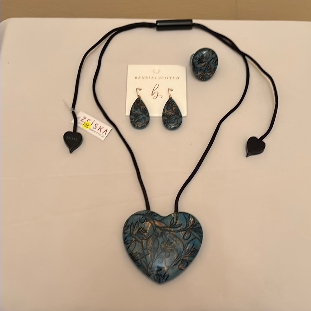 Zsiska Blue, Black and Gold Melamine Heart Necklace Earring and Ring Set